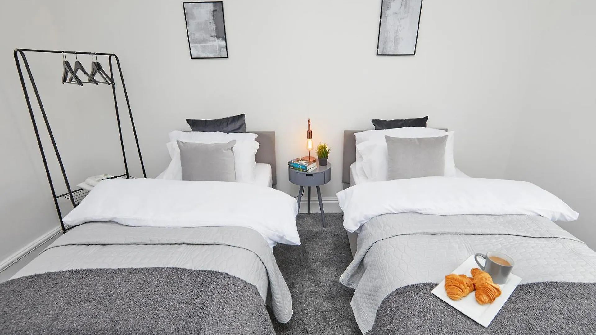 Your Sheffield Stays - Spacious 5 Bedroom House Tatil Evi