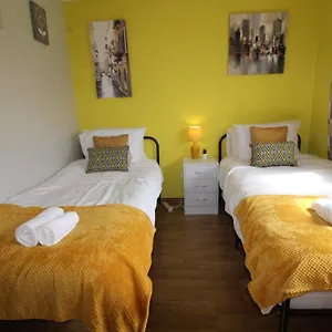 Holiday home Raynald House, Sheffield
