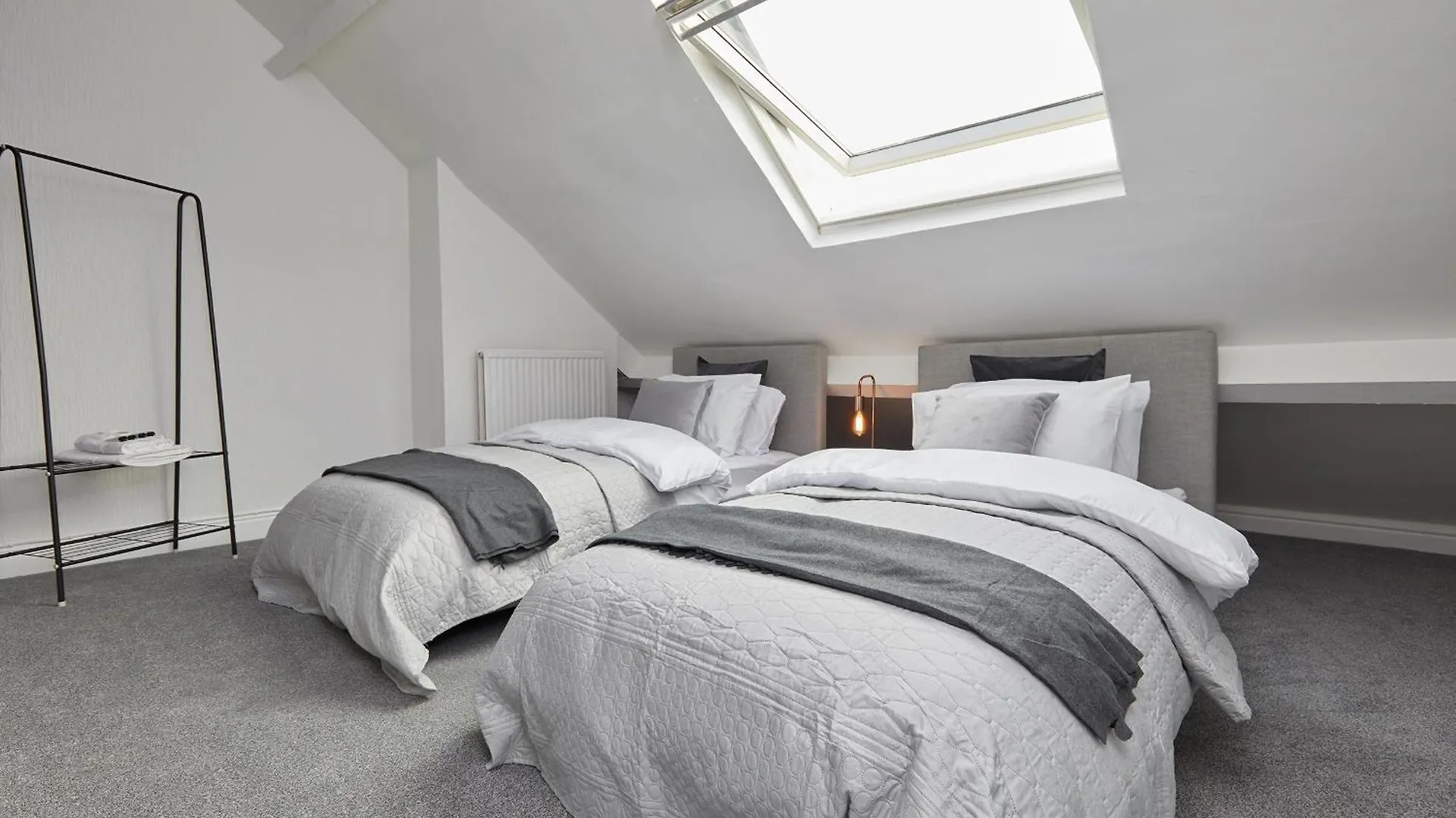 Your Sheffield Stays - Spacious 5 Bedroom House